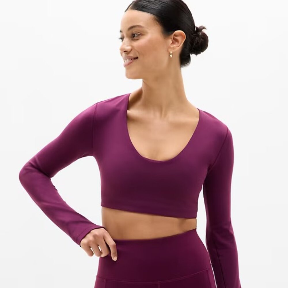 Athleta Transcend Scoop Crop Top S | Plum